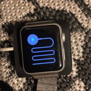 Apple Watch (Series 1) 38mm - Silver aluminum